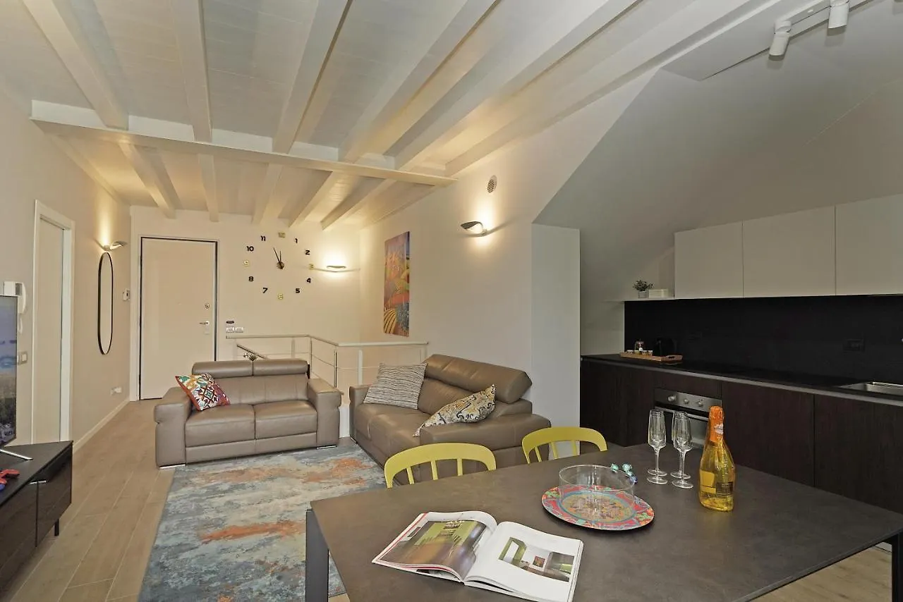 Apartment Alma Garda Home Sirmione